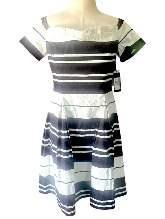 Guess Dresses & Skirts - NWT Guess Los Angeles Off Shoulder Stripe Fit & Flare Dress Size 6